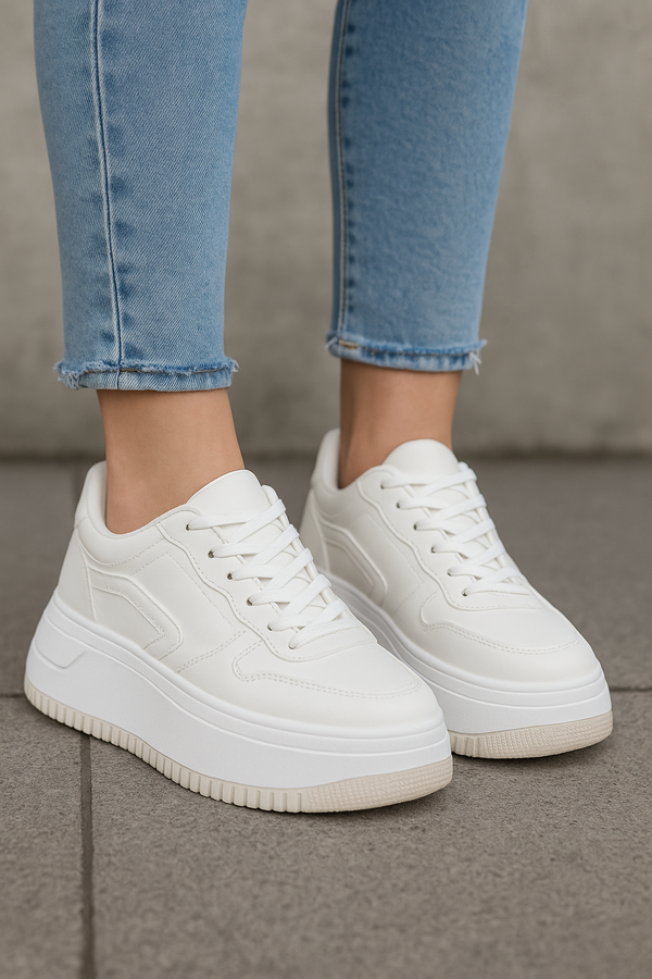 👟 Zapatilla Plataforma Blanca Chic – Estilo y Altura en Cada Paso